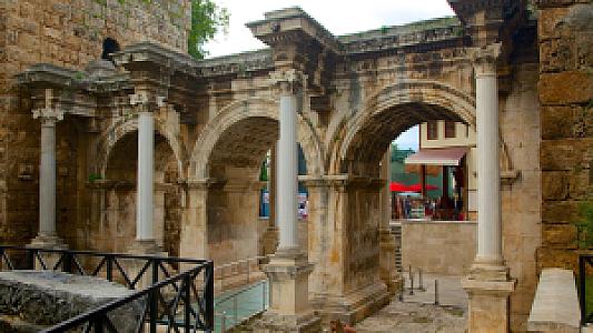 Puerta de la Coracha, Antalya fotoğrafı