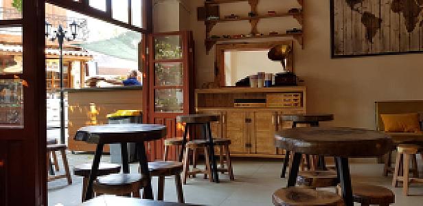 Akasya Cafe, İzmir fotoğrafı