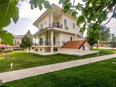 Ayaklı Göl Evleri, İzmir fotoğrafı