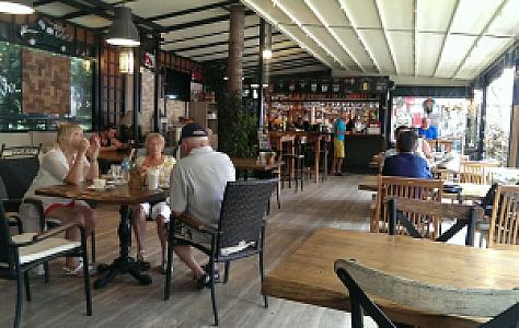 Point Cafe & Bar, İzmir fotoğrafı