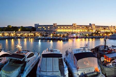 Yunus Hotel Bar, İzmir fotoğrafı