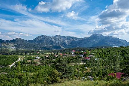 Derin Vadiye Açılan Manzara (10-11. km)