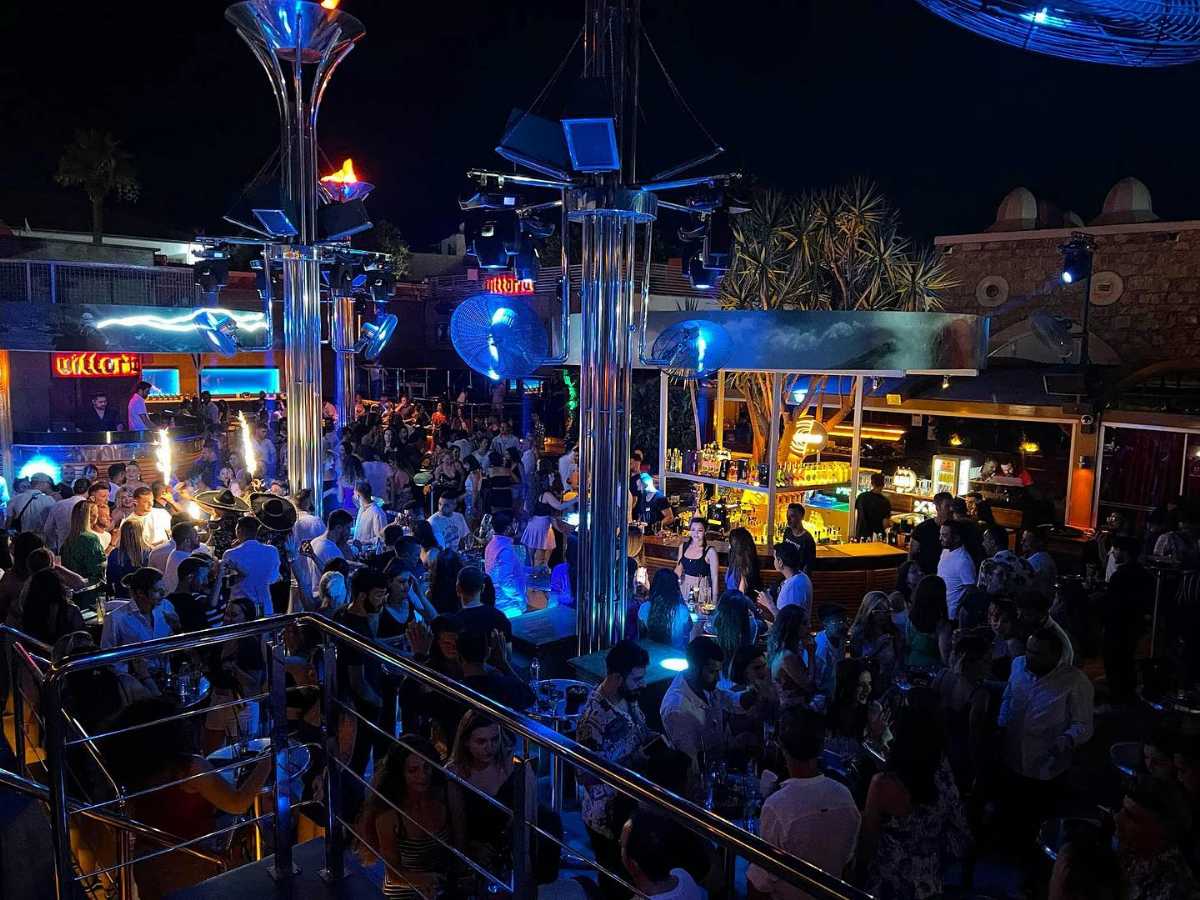 Bodrum'un Gece Hayatı: Efsanevi Eğlence ve Macera