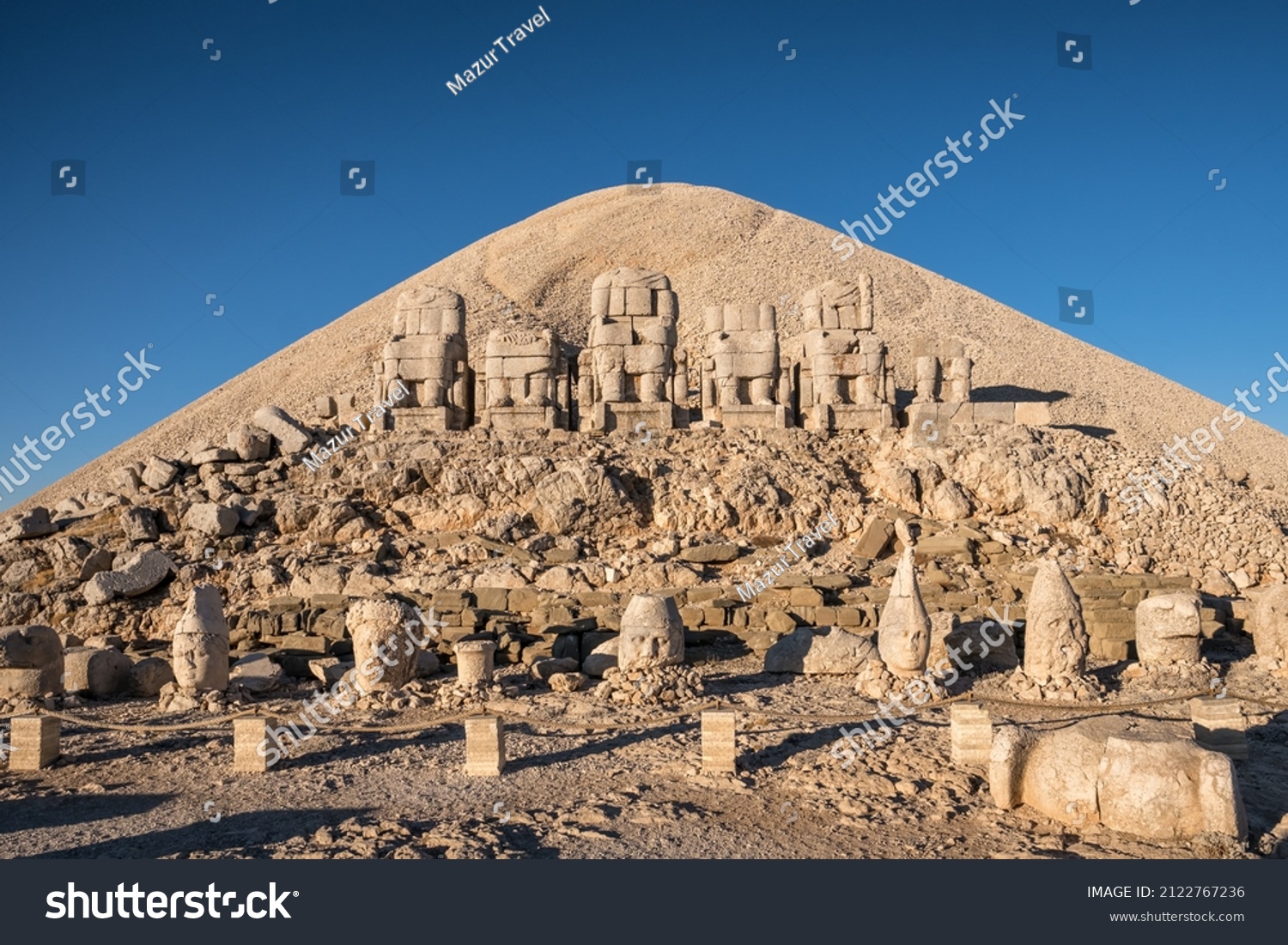 Nemrut Dağı'nda Zamanın Derinliklerinde: Tarih, Astronomi ve Macera