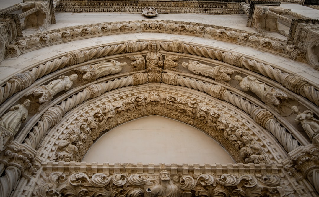 Mardin'in Sırları: Kireçtaşı Mimari, Çok Kültürlü Yapısı ve Lezzetleri