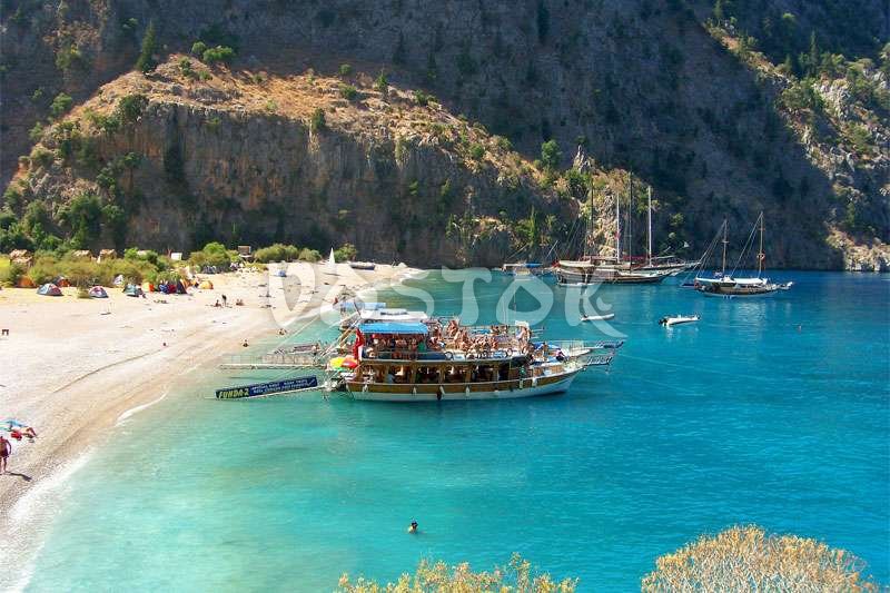 Ölüdeniz'in Sırları: Kelebekler Vadisi, Yamaç Paraşütü ve 12 Adalar Tekne Turu