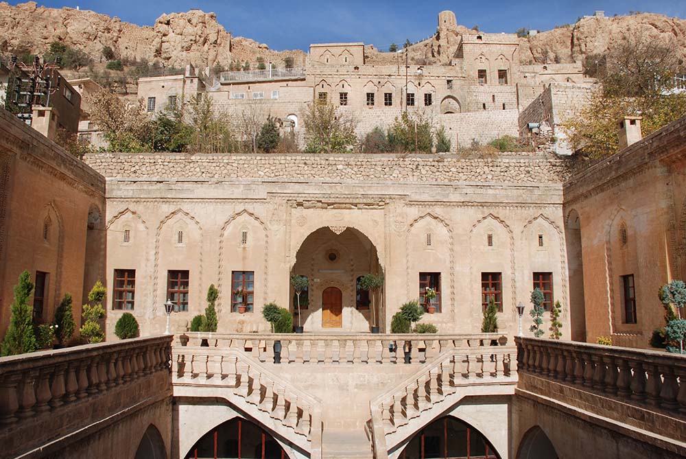 Mardin'in Efsanevi Kireçtaşı Mimari ve Çok Kültürlü Zenginliği