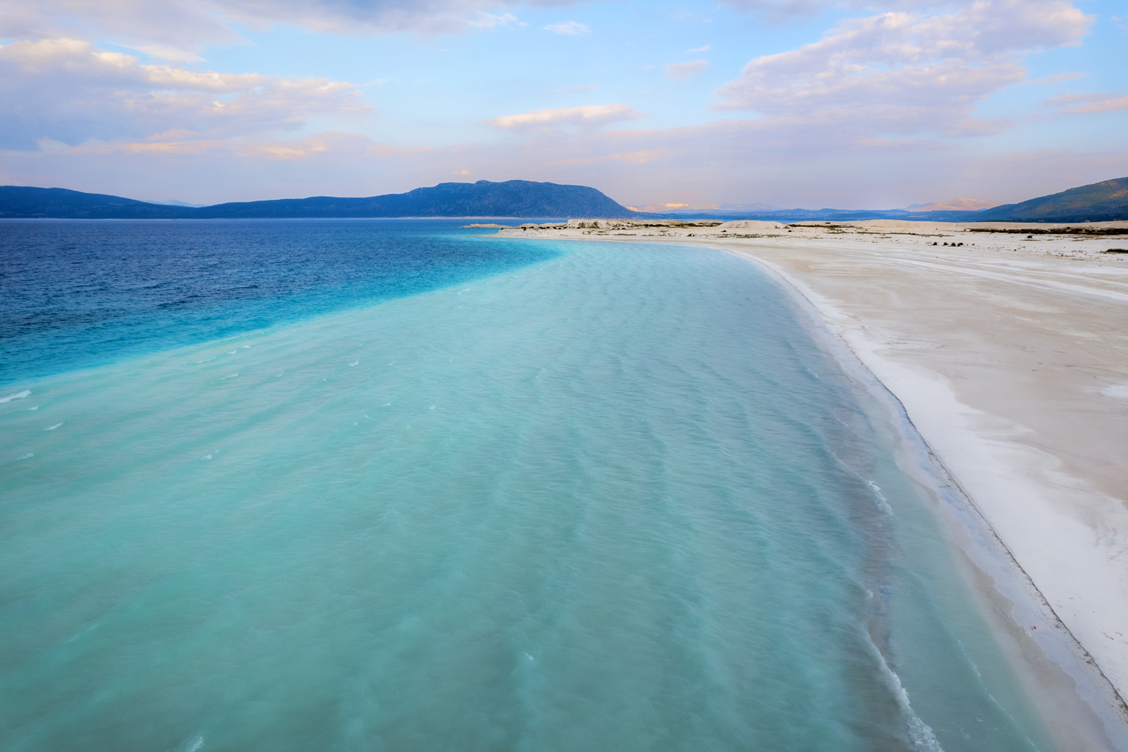 Salda Gölü: Türkiye'nin Maldivleri ve Mars'a Benzerliği