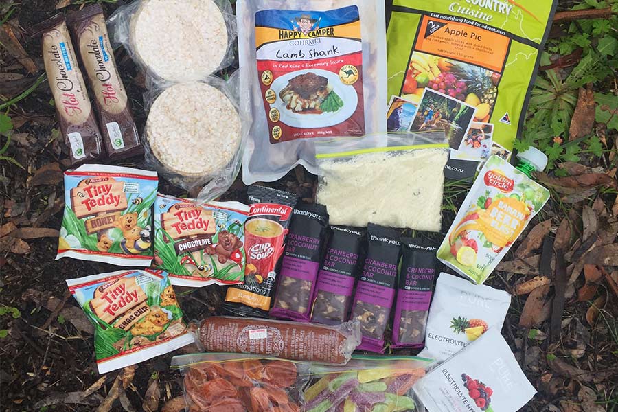 Doğada Sürdürülebilir Enerji: Çok Günlü Kamp Yemek Planlama ve Tarifleri