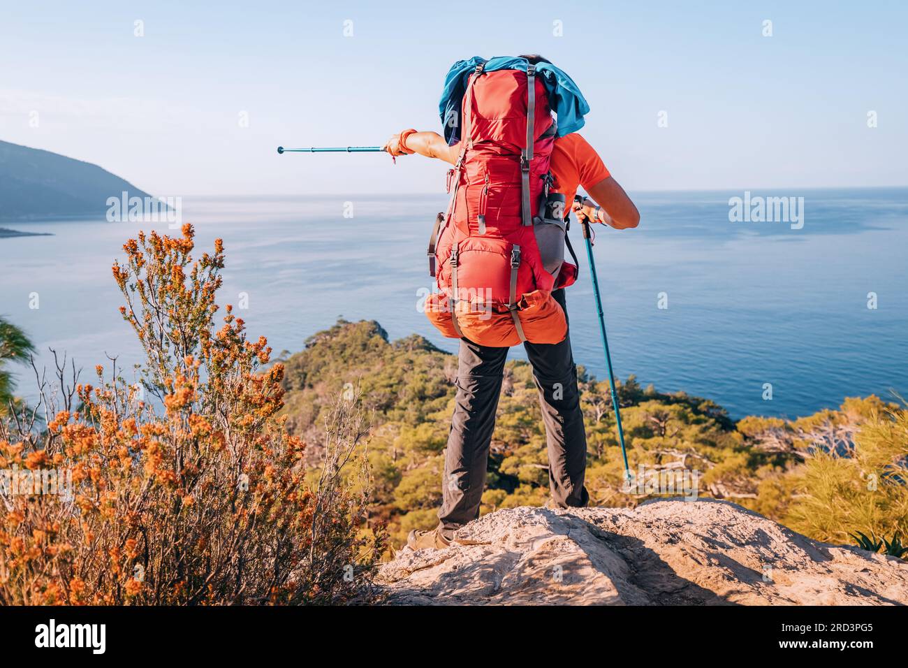 Tek Başına Yürüyüş: Özgürlük Hisi ve Güvenlik Arasında Dengelenecek Bir Macera