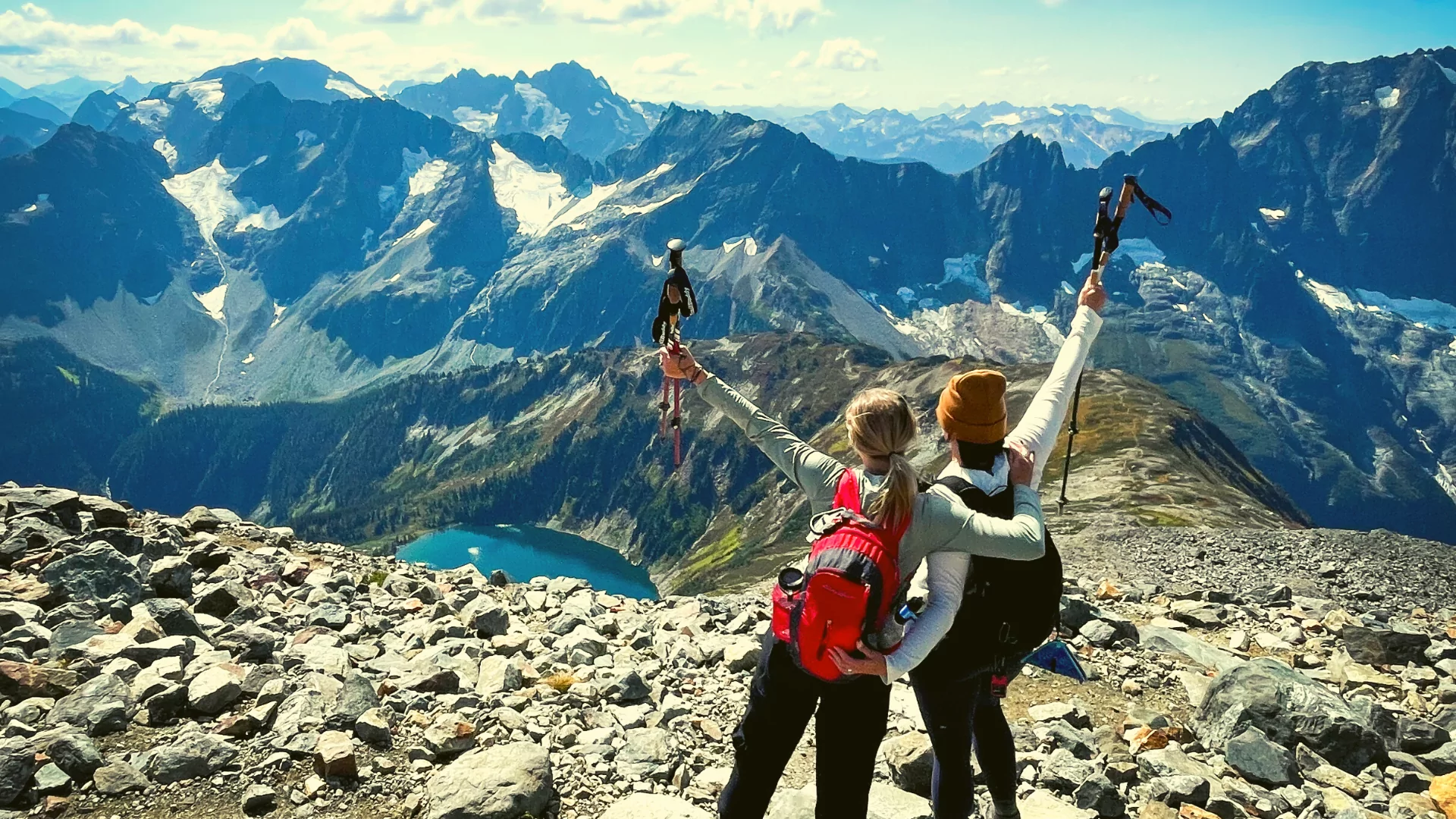 Kadınlar için Outdoor Macera Rehberi: Ekipman, Güvenlik ve İlham Veren Hikayeler