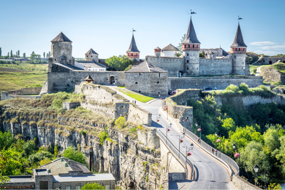 Ukrayna: Avrupa'nın Gizli Hazinesi (Barış Dönemi Rehberi)
