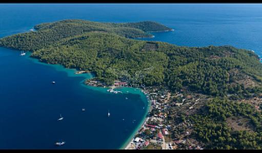 Akyaka Kıyı Boyu Yürüyüş Rotaları: Zeytinlikler, Kaya Kiliseleri ve Turnalı Plajı